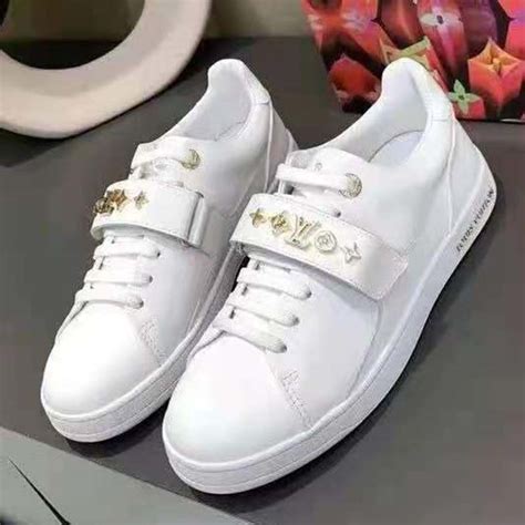 lv frontrow sneaker white.